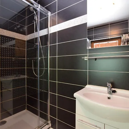 Duplex With Sauna And Terrace شاليه *